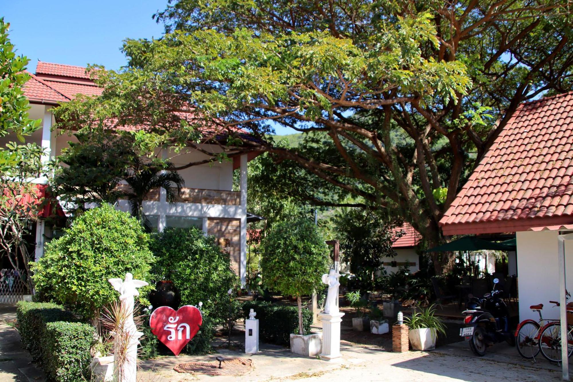 The Hillside Pranburi Resort Buitenkant foto