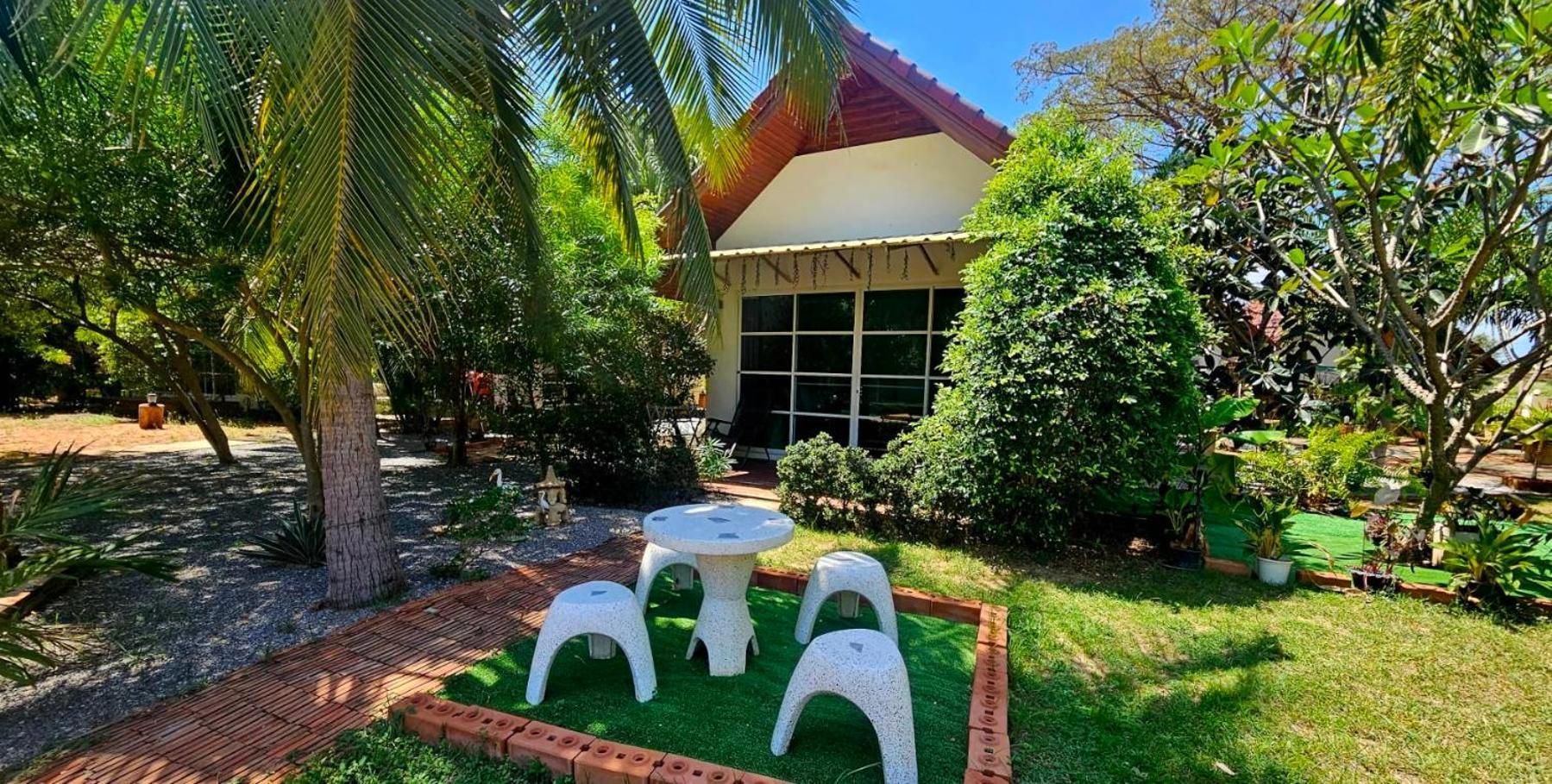 The Hillside Pranburi Resort Buitenkant foto