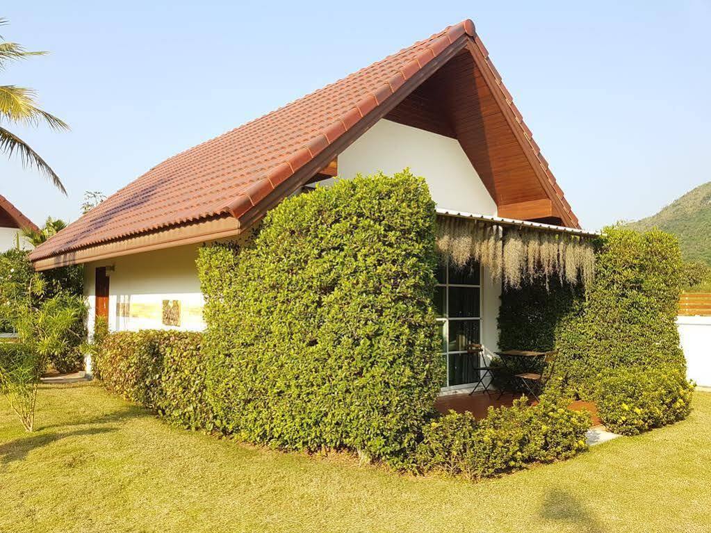 The Hillside Pranburi Resort Buitenkant foto